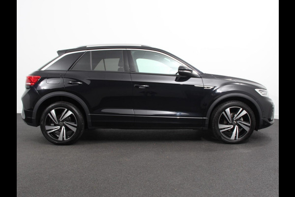 Volkswagen T-Roc 1.5 TSI 150pk Automaat R-Line | Navigatie | Apple Carplay/Android Auto | Camera | Parkeersensoren | Adaptive Cruise Control | Stoelverwarming | Virtual Cockpit | Elektrische achterklep | Getinte ramen | Climate Control