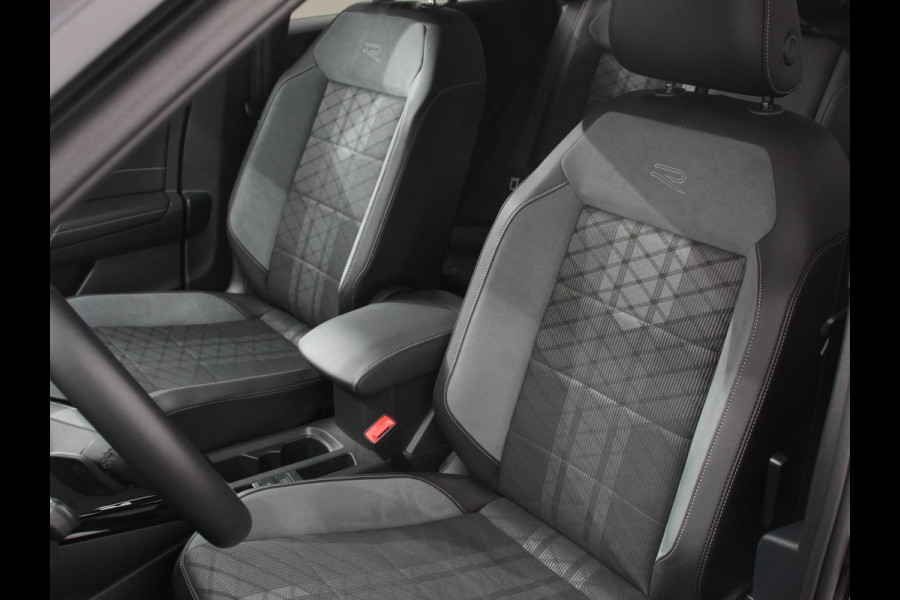 Volkswagen T-Roc 1.5 TSI 150pk Automaat R-Line | Navigatie | Apple Carplay/Android Auto | Camera | Parkeersensoren | Adaptive Cruise Control | Stoelverwarming | Virtual Cockpit | Elektrische achterklep | Getinte ramen | Climate Control
