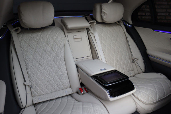 Mercedes-Benz S-Klasse 580 e Lang AMG Line | Airmatic | Distronic+ | Chauffeurspakket | Zonweringspakket | Massage V+A | | MBUX Tablet | Burmester | HUD | Stoelventilatie V+A | Nekverwarming |