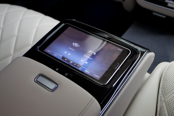 Mercedes-Benz S-Klasse 580 e Lang AMG Line | Airmatic | Distronic+ | Chauffeurspakket | Zonweringspakket | Massage V+A | | MBUX Tablet | Burmester | HUD | Stoelventilatie V+A | Nekverwarming |