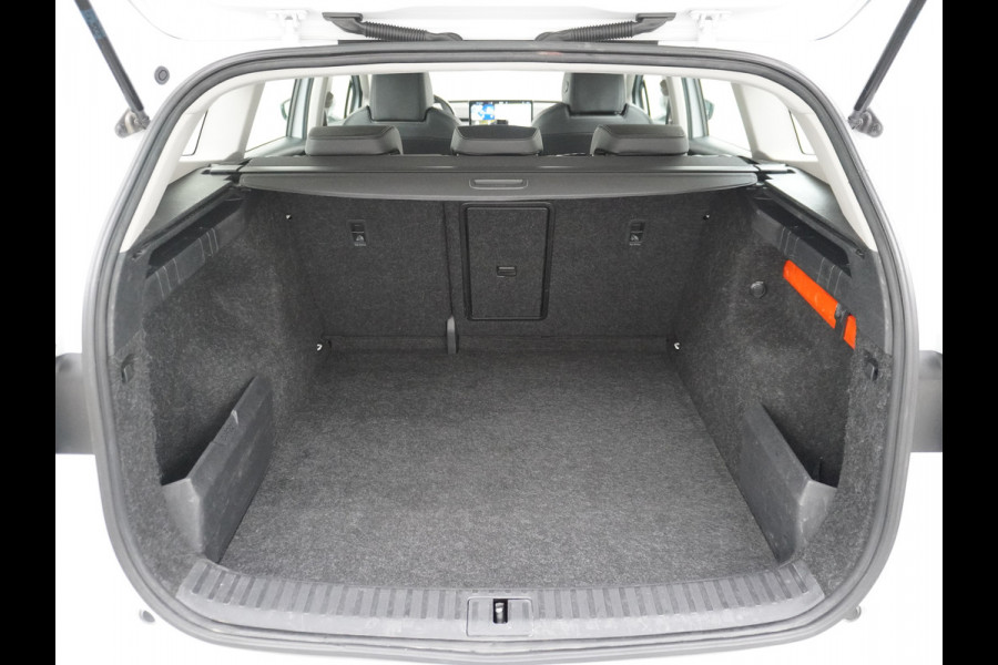 Škoda ENYAQ iV 60 SOH 92% Apple Carplay Android Auto Navi Ecc Cruise Control Camera Pdc Led MirrorLink Lmv DAB SmartLink Rijstrooksensor 1e Eigenaar Origineel Nederlandse Auto