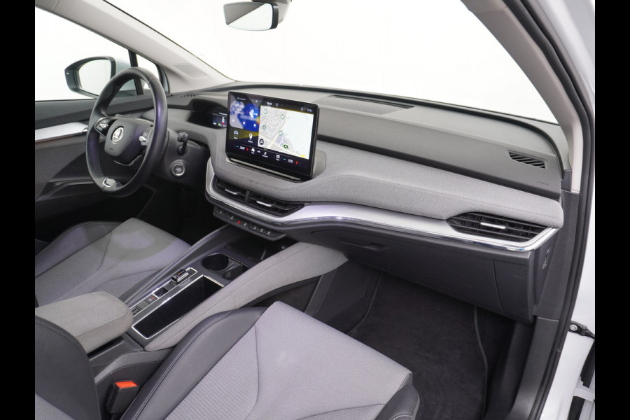 Škoda ENYAQ iV 60 SOH 92% Apple Carplay Android Auto Navi Ecc Cruise Control Camera Pdc Led MirrorLink Lmv DAB SmartLink Rijstrooksensor 1e Eigenaar Origineel Nederlandse Auto