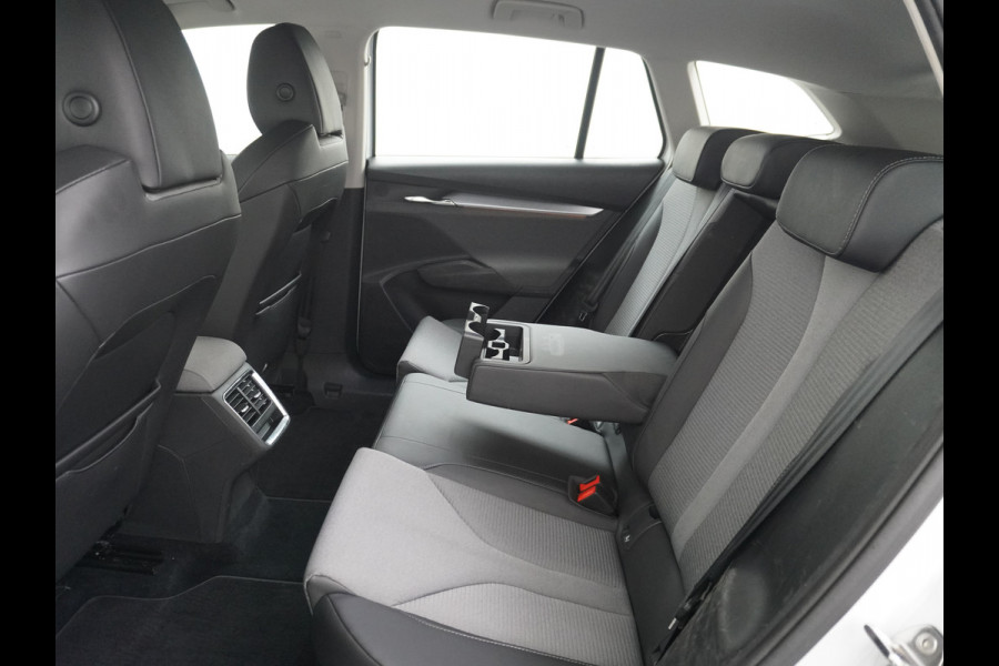 Škoda ENYAQ iV 60 SOH 92% Apple Carplay Android Auto Navi Ecc Cruise Control Camera Pdc Led MirrorLink Lmv DAB SmartLink Rijstrooksensor 1e Eigenaar Origineel Nederlandse Auto