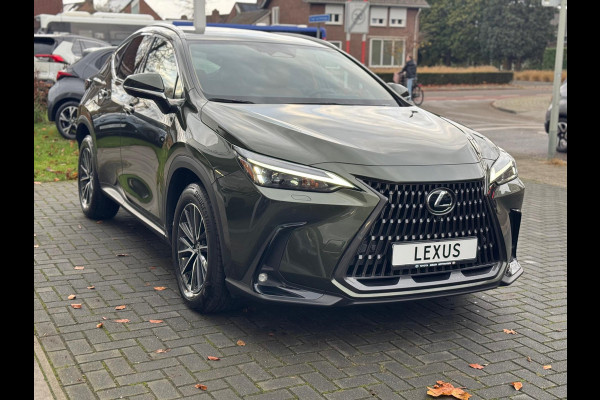 Lexus NX 450h+ AWD Executive Line | Head up display, Stoelventilatie, Geheugenfunctie, 360 Camera, 18 inch, Dodehoekherkenning