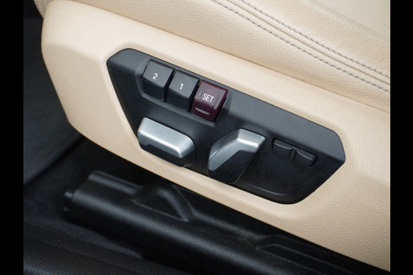 BMW 3 Serie Touring 330i AUT-8 M-Sport Pack Leder+Memory Harman&Kardon® Audio Adap.Cruise Apple Carplay Head-Up Navi 19" Virtual CockpitCame Lmv  Stoelverwarming DAB Elek.Achterklep Zwarte-Hemel Adaptieve Led Wifi Surround Camera Origineel Nederlandse Auto Zeer compleet! € 71.000 nieuwprijs !