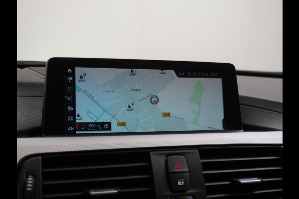 BMW 3 Serie Touring 330i AUT-8 M-Sport Pack Leder+Memory Harman&Kardon® Audio Adap.Cruise Apple Carplay Head-Up Navi 19" Virtual CockpitCame Lmv  Stoelverwarming DAB Elek.Achterklep Zwarte-Hemel Adaptieve Led Wifi Surround Camera Origineel Nederlandse Auto Zeer compleet! € 71.000 nieuwprijs !