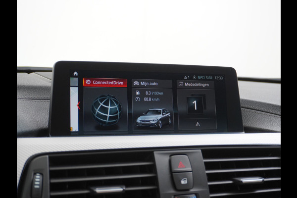 BMW 3 Serie Touring 330i AUT-8 M-Sport Pack Leder+Memory Harman&Kardon® Audio Adap.Cruise Apple Carplay Head-Up Navi 19" Virtual CockpitCame Lmv  Stoelverwarming DAB Elek.Achterklep Zwarte-Hemel Adaptieve Led Wifi Surround Camera Origineel Nederlandse Auto Zeer compleet! € 71.000 nieuwprijs !