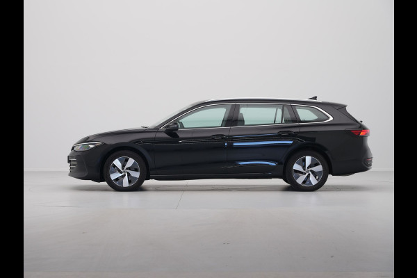 Volkswagen Passat Variant 1.5 eTSI 150pk Business Trekhaak Navigatie Camera Side Assist Acc ARGON 343