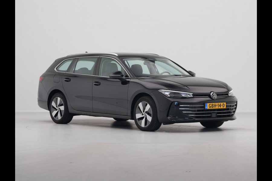 Volkswagen Passat Variant 1.5 eTSI 150pk Business Trekhaak Navigatie Camera Side Assist Acc ARGON 343