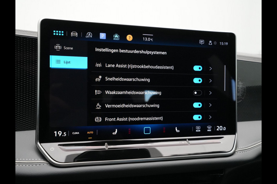 Volkswagen Passat Variant 1.5 eTSI 150pk Business Trekhaak Navigatie Camera Side Assist Acc ARGON 343