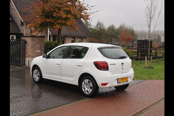 Dacia Sandero 0.9 TCe Easy-R Comfort | Cruise Control | Automaat | DAB | Airco |