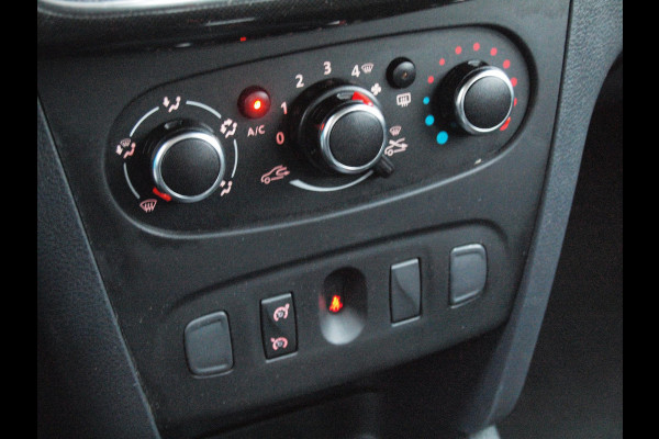 Dacia Sandero 0.9 TCe Easy-R Comfort | Cruise Control | Automaat | DAB | Airco |