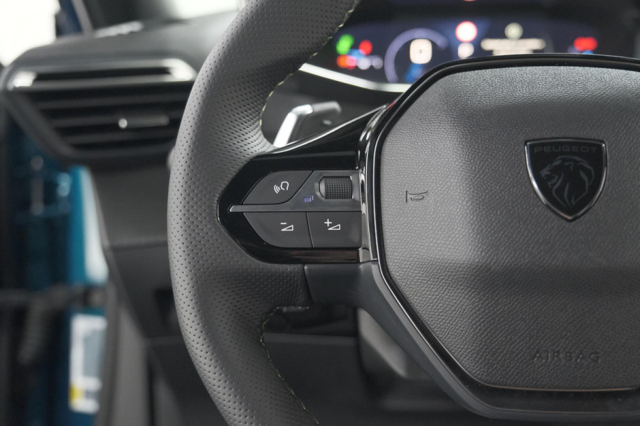 Peugeot 2008 Hybrid 145 e-DCS6 GT | Camera | Apple Carplay | Parkeersensoren