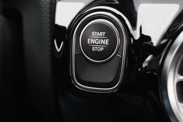 Mercedes-Benz A-Klasse 250 e Business Solution AMG Limited Camera, Sfeerverlichting, Apple Carplay, LED, Cruise, PDC