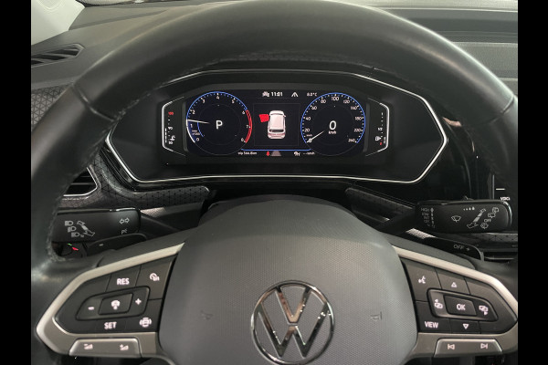 Volkswagen T-Cross Automaat 1.5 TSI Style Business R design automaat Airco - Cruise control - Parkeersensoren voor en achter - Navigatie - Dakrails - Bluetooth - Dodehoek detector - Stuur leder - Stuur multifunctioneel - Start/stop systeem - Radio - Licht metalen velgen 17 inch