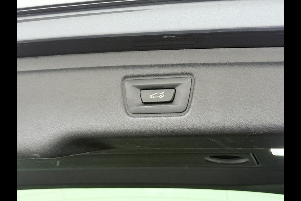 BMW 3 Serie Touring 320i M-SPORT| PANO| ADAP. CRUISE| NET GROOT ONDERHOUD GEHAD, RIJKLAAR| ELEK. ACHTERKLEP| CAMERA|