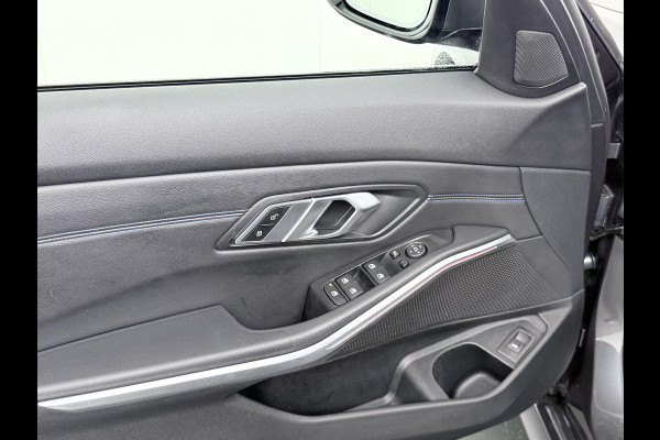 BMW 3 Serie Touring 320i M-SPORT| PANO| ADAP. CRUISE| NET GROOT ONDERHOUD GEHAD, RIJKLAAR| ELEK. ACHTERKLEP| CAMERA|