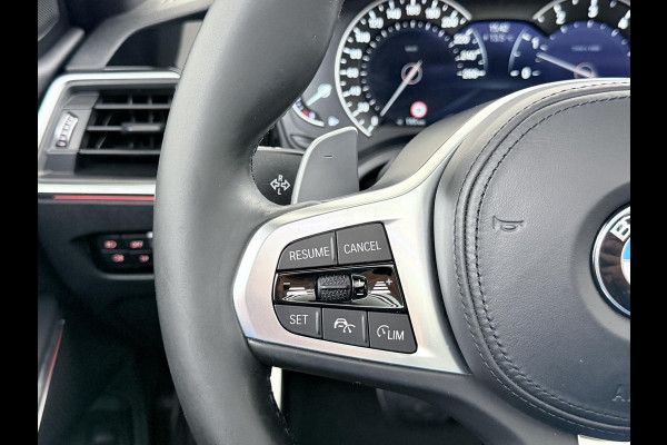 BMW 3 Serie Touring 320i M-SPORT| PANO| ADAP. CRUISE| NET GROOT ONDERHOUD GEHAD, RIJKLAAR| ELEK. ACHTERKLEP| CAMERA|