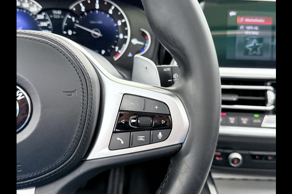 BMW 3 Serie Touring 320i M-SPORT| PANO| ADAP. CRUISE| NET GROOT ONDERHOUD GEHAD, RIJKLAAR| ELEK. ACHTERKLEP| CAMERA|