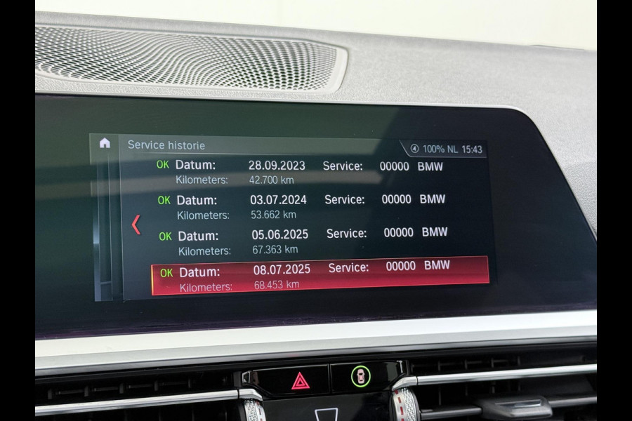 BMW 3 Serie Touring 320i M-SPORT| PANO| ADAP. CRUISE| NET GROOT ONDERHOUD GEHAD, RIJKLAAR| ELEK. ACHTERKLEP| CAMERA|