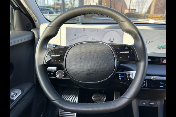 Hyundai IONIQ 5 Lounge AWD 77.4 kWh SOH 100% RIJKLAAR! | FABRIEKSGARANTIE HYUNDAI TOT 10-2028| |STOELVERWARMING + VENTILATIE| DEALER OH. |ELEK. ACHTERKLEP| BOSE AUDIO| VOL OPTIES| ACHTERBANK VERWARMD| HEAD-UP