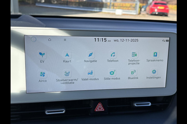 Hyundai IONIQ 5 Lounge AWD 77.4 kWh SOH 100% RIJKLAAR! | FABRIEKSGARANTIE HYUNDAI TOT 10-2028| |STOELVERWARMING + VENTILATIE| DEALER OH. |ELEK. ACHTERKLEP| BOSE AUDIO| VOL OPTIES| ACHTERBANK VERWARMD| HEAD-UP