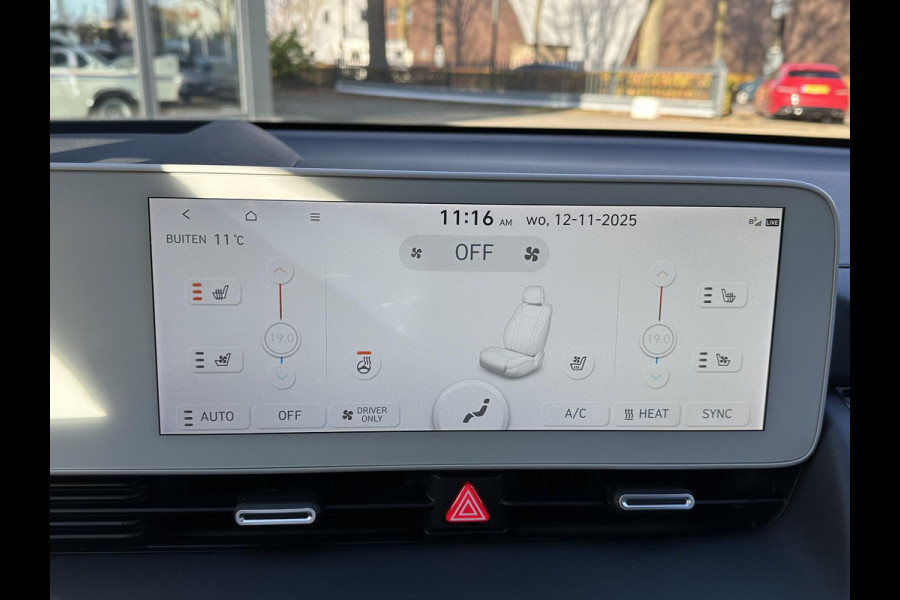 Hyundai IONIQ 5 Lounge AWD 77.4 kWh SOH 100% RIJKLAAR! | FABRIEKSGARANTIE HYUNDAI TOT 10-2028| |STOELVERWARMING + VENTILATIE| DEALER OH. |ELEK. ACHTERKLEP| BOSE AUDIO| VOL OPTIES| ACHTERBANK VERWARMD| HEAD-UP