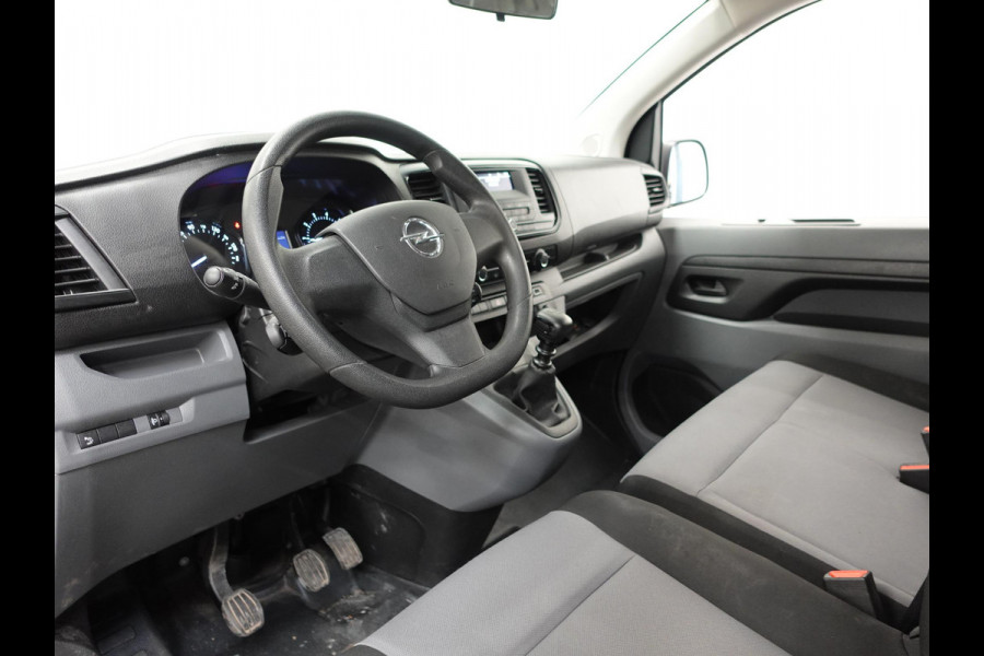 Opel Vivaro Combi 1.5 CDTI L2H1 Cruise Control  Parkeersensoren Achter  Bluetooth Airco Voor en Achter  Schuifdeur Rechts en Links