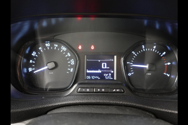 Opel Vivaro Combi 1.5 CDTI L2H1 Cruise Control  Parkeersensoren Achter  Bluetooth Airco Voor en Achter  Schuifdeur Rechts en Links