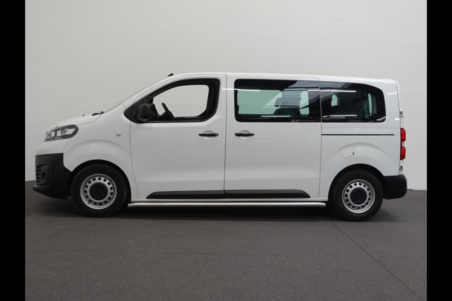 Opel Vivaro Combi 1.5 CDTI L2H1 Cruise Control  Parkeersensoren Achter  Bluetooth Airco Voor en Achter  Schuifdeur Rechts en Links