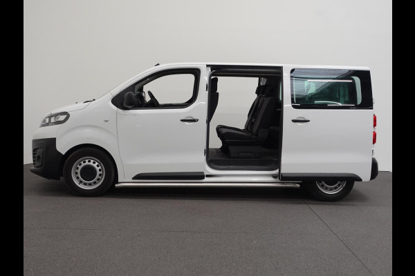 Opel Vivaro Combi 1.5 CDTI L2H1 Cruise Control  Parkeersensoren Achter  Bluetooth Airco Voor en Achter  Schuifdeur Rechts en Links