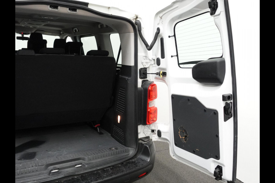 Opel Vivaro Combi 1.5 CDTI L2H1 Cruise Control  Parkeersensoren Achter  Bluetooth Airco Voor en Achter  Schuifdeur Rechts en Links