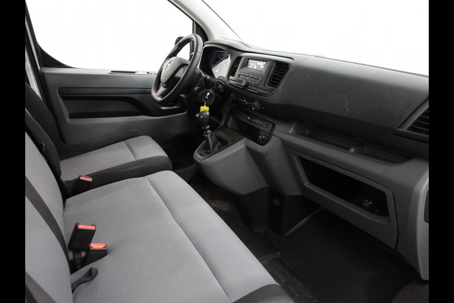 Opel Vivaro Combi 1.5 CDTI L2H1 Cruise Control  Parkeersensoren Achter  Bluetooth Airco Voor en Achter  Schuifdeur Rechts en Links