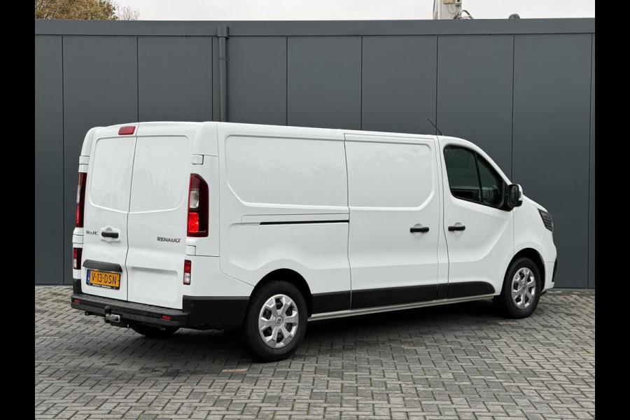 Renault Trafic 2.0 dCi 110 PK / L2H1 / 1e EIG. / TREKHAAK / AIRCO / CRUISE / CARPLAY / 3-ZITS / LED