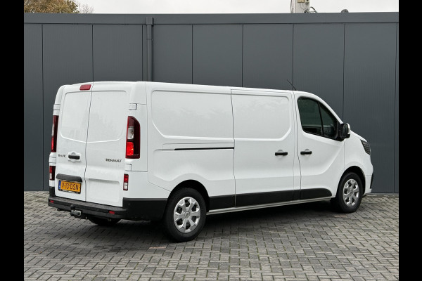 Renault Trafic 2.0 dCi 110 PK / L2H1 / 1e EIG. / TREKHAAK / AIRCO / CRUISE / CARPLAY / 3-ZITS / LED