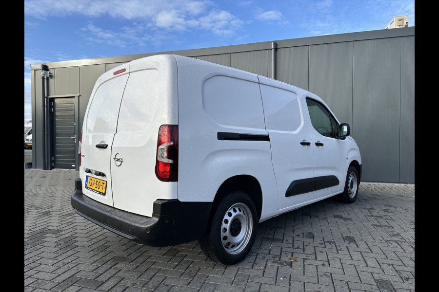 Opel Combo 1.5D 102 PK / L2H1 / 1e EIG. / CAMERA / BLIND SPOT / CRUISE / AIRCO / NAVI / CARPLAY