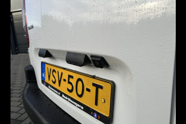 Opel Combo 1.5D 102 PK / L2H1 / 1e EIG. / CAMERA / BLIND SPOT / CRUISE / AIRCO / NAVI / CARPLAY