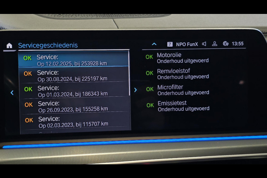 BMW X5 xDrive45e High Executive | Skylounge | Panorama | 360 Camera | Trekhaak