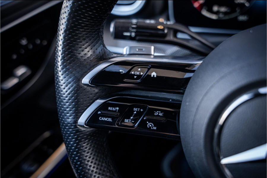 Mercedes-Benz C-Klasse C300 e AMG Line - Panorama | Burmester | Carbon | Memory | 360 Camera