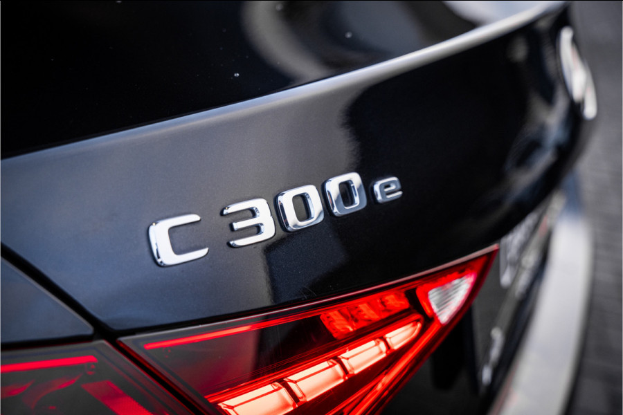 Mercedes-Benz C-Klasse C300 e AMG Line - Panorama | Burmester | Carbon | Memory | 360 Camera