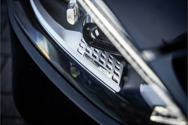 Mercedes-Benz C-Klasse C300 e AMG Line - Panorama | Burmester | Carbon | Memory | 360 Camera