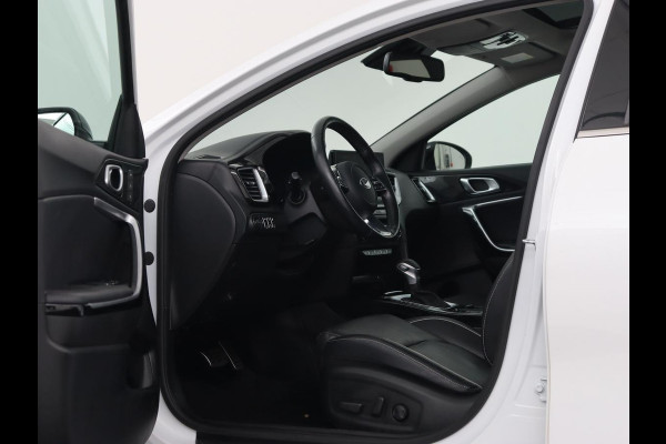 Kia Xceed 1.6 GDi PHEV ExecutiveLine | Panoramadak | Stoelventilatie | Leder | Adaptive cruise | Camera | Memory | Achterbankverwarming | Full LED | Keyless | Stuurverwarming | Navigatie | Plug In
