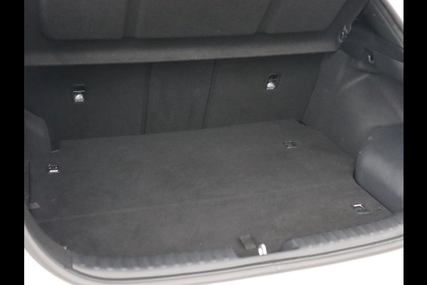 Kia Xceed 1.6 GDi PHEV ExecutiveLine | Panoramadak | Stoelventilatie | Leder | Adaptive cruise | Camera | Memory | Achterbankverwarming | Full LED | Keyless | Stuurverwarming | Navigatie | Plug In