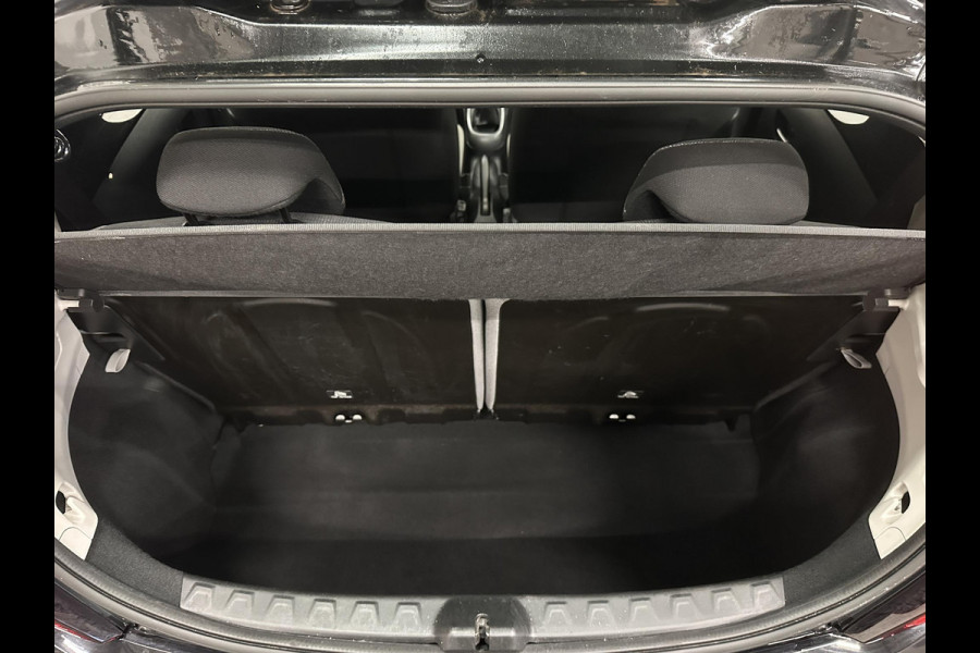 Toyota Aygo 1.0 VVT-i x-play Airco Navigatie Apple Carplay/Android Auto Camera Achter
