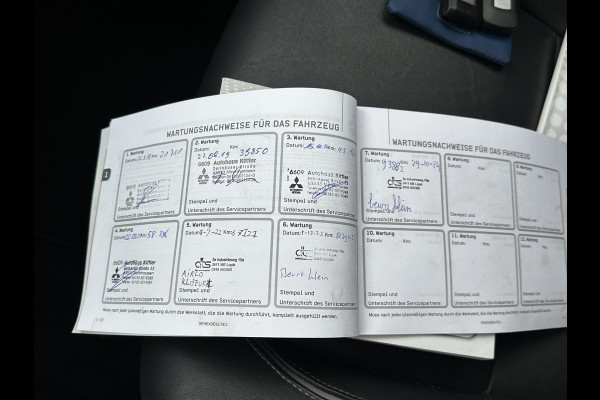 Mitsubishi Outlander 2.0 PHEV Prestige+ VEEL OPTIES!| ELEK. STOEL| ELEK. ACHTERKLEP| STOEL/STUURVERWARMING | AFNEEMBARE TREKHAAK | PANO DAK | ACHTERUITRIJ CAMERA |