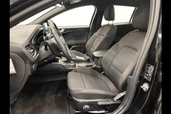 Ford FOCUS Wagon 1.0 EcoBoost 125pk Hybrid ST Line Navigatie Apple Carplay/Android Auto Camera Parkeersensoren Cruise Control Ledverlichting Climate Control Lichtmetalen velgen