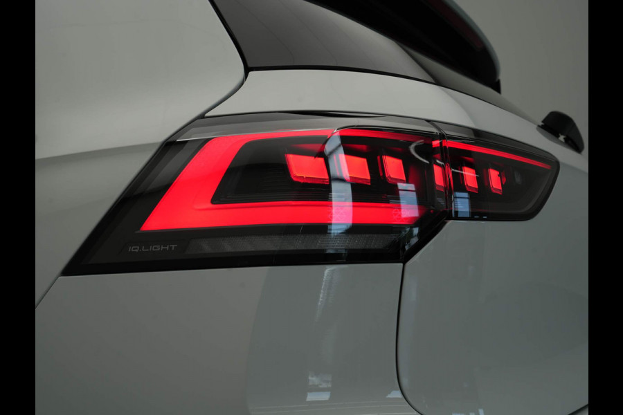 Volkswagen Golf 1.5 eTSI R-Line Edition