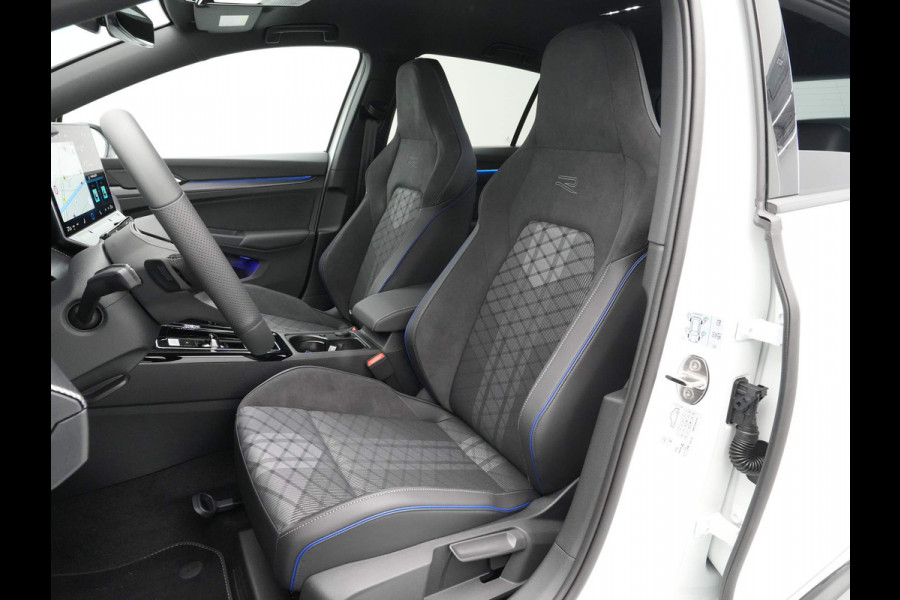 Volkswagen Golf 1.5 eTSI R-Line Edition