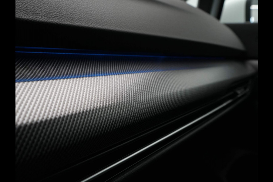 Volkswagen Golf 1.5 eTSI R-Line Edition