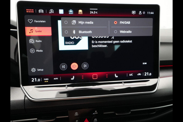 Volkswagen Golf 1.5 eTSI R-Line Edition